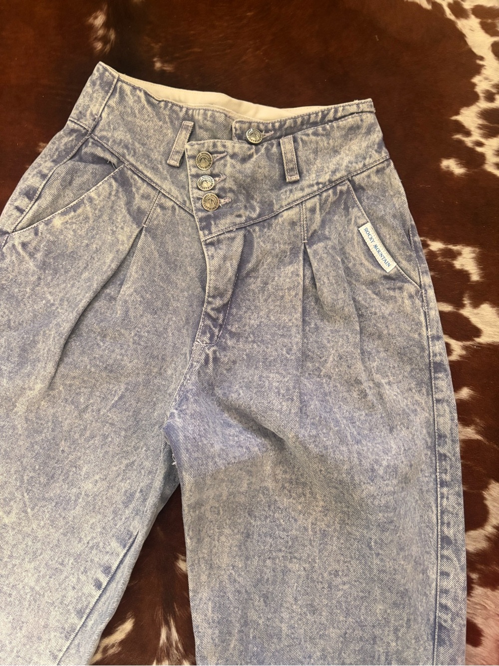 Vintage RARE Rockies HighWaist acid wash Women’s Jeans Light purple size 23-24